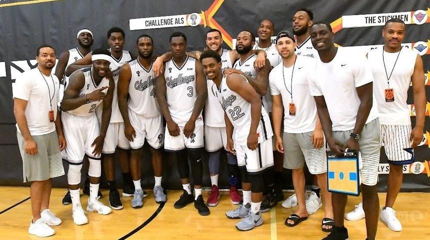 Sean Marshall 2 Milyon Dolarlık Ma&ccedil;a &Ccedil;ıkıyor