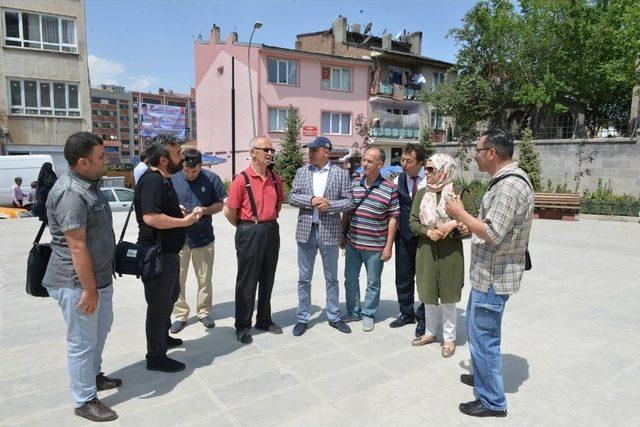 Muratpaşa Kent Meydanı, Medya Temsilcilerinden Tam Not Aldı