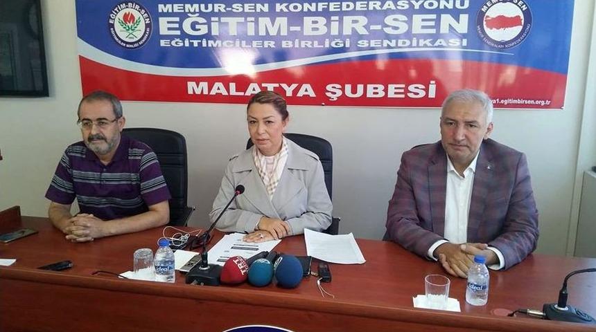 Ak Parti Genel Başkan Yardımcısı &Ouml;znur &Ccedil;alık: