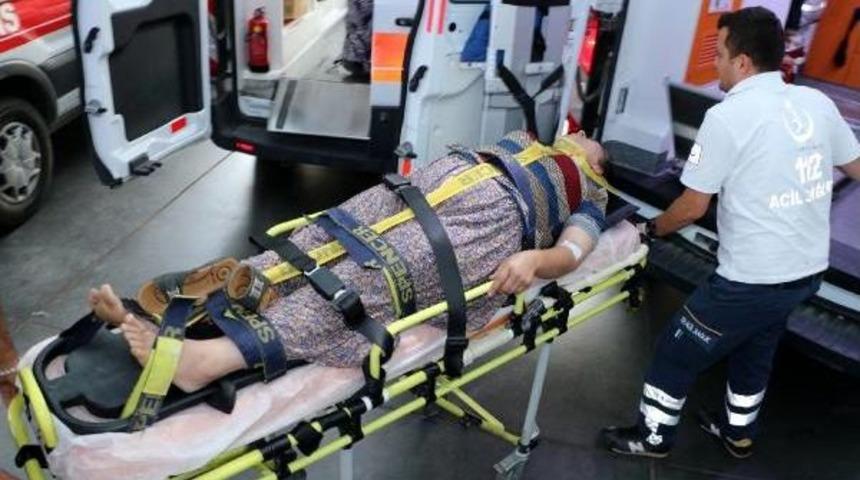 Zonguldak'ta Tarım Aracı Devrildi: 7 Yaralı