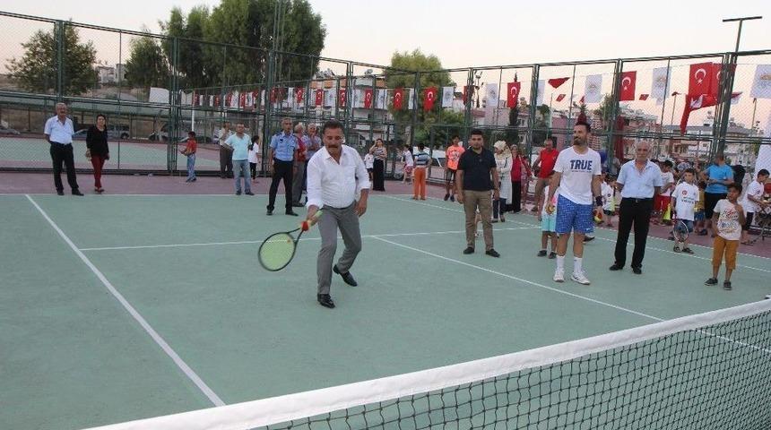 Toroslar&rsquo;da Tenis Kursu A&ccedil;ıldı