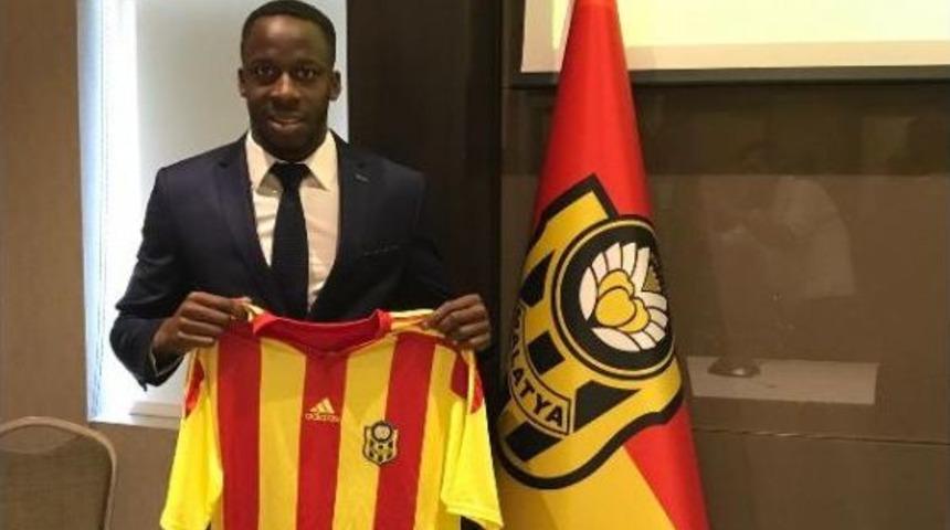 Yeni Malatyaspor'da Aly Cissokho Imzayı Attı