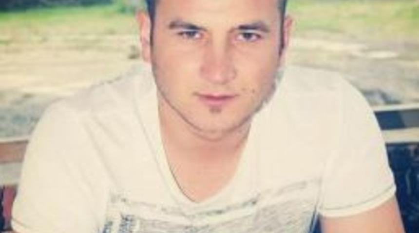 &Ouml;ld&uuml;r&uuml;len Belediye Personeline Eşinden Son Veda