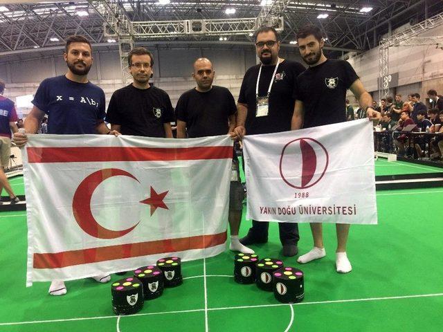 Neuıslanders, Robotik Futboldaki Dünyanın En İyi 9. Takımı Oldu