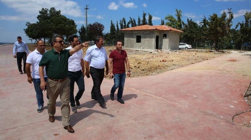 Başkan Karabacak, Sahildeki &Ccedil;alışmaları İnceledi
