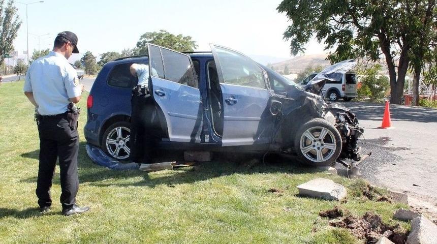 Elazığ&rsquo;da Zincirleme Kaza: 8 Yaralı