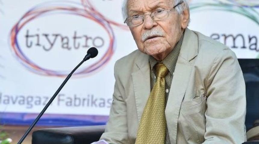 Yazar Muzaffer İzg&uuml; Hastaneye Kaldırıldı