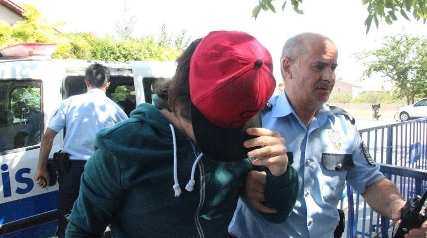 Konya&rsquo;da &ldquo;hero&rdquo; Tiş&ouml;rtl&uuml; Gence G&ouml;zaltı