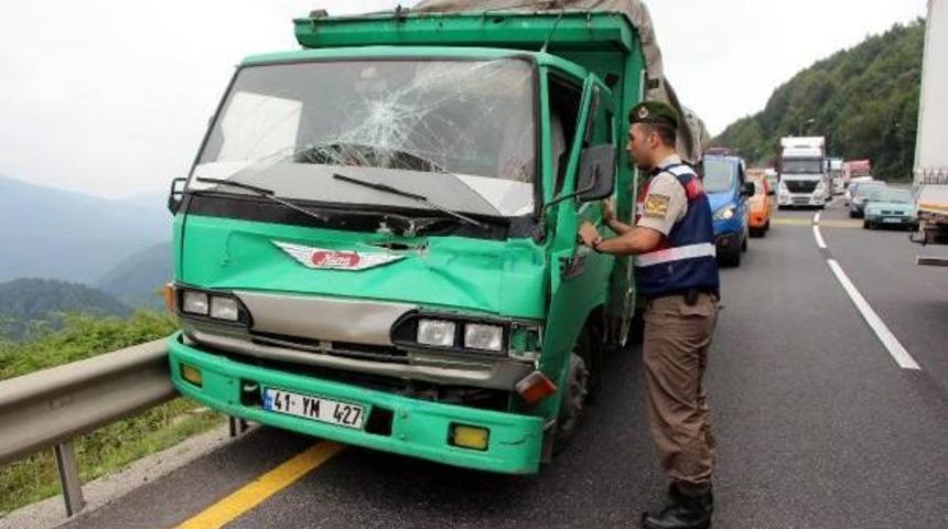 Tem'in Kapalı Olduğu Bolu Dağı'nda Ara&ccedil; Yoğunluğu