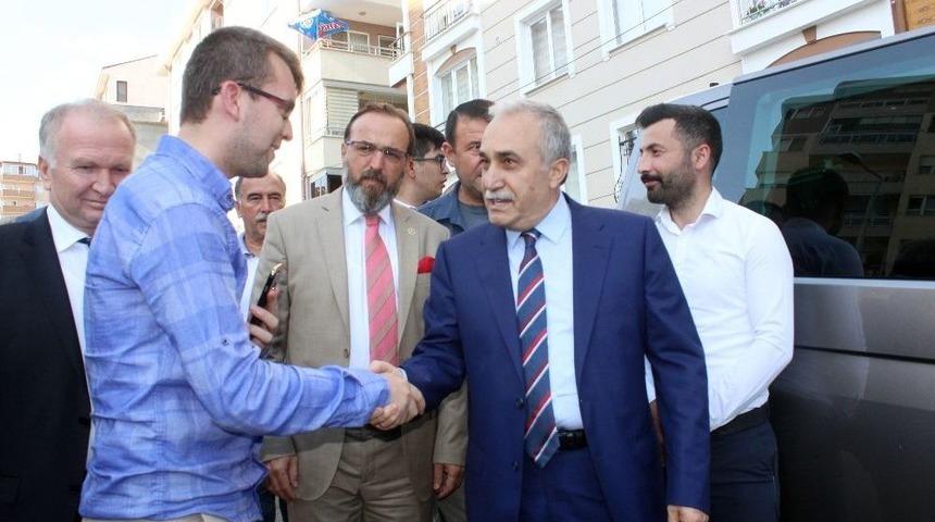 Bakan Fakıbaba Ak Parti Tekirdağ İl Başkanlığını Ziyaret Etti