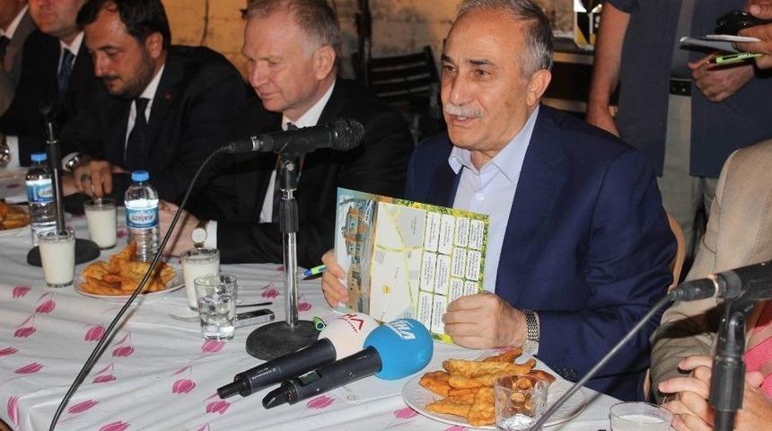 Bakan Fakıbaba &Ccedil;ift&ccedil;ilere M&uuml;jdeyi Verdi