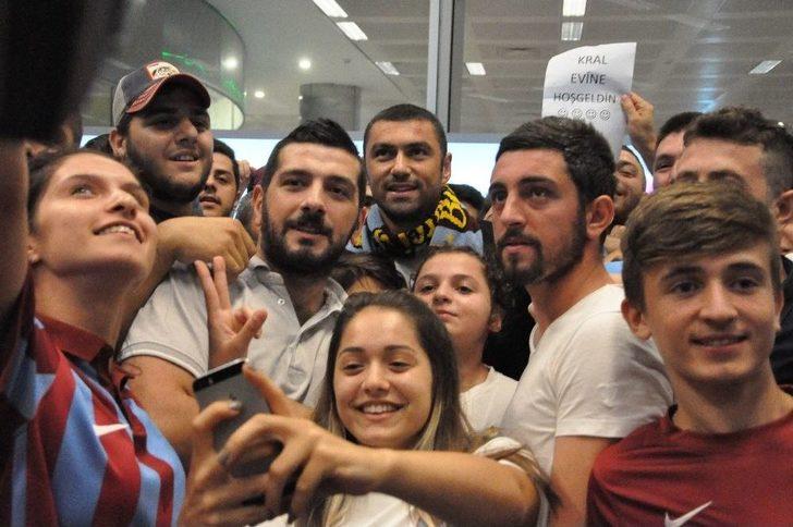 Burak Yılmaz İstanbul’a Geldi G3