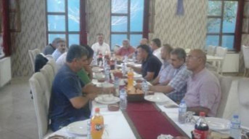 Mehmet Erat Se&ccedil;im &Ccedil;alışmalarına Devam Ediyor