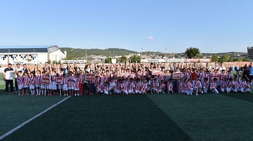 &Ccedil;an Belediyesi 9. Yaz Spor Okulları Sezonu Kapattı