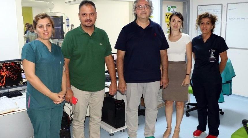 İnme Ge&ccedil;irenin Hayatı 4,5 Saat İ&ccedil;indeki M&uuml;dahaleye Bağlı