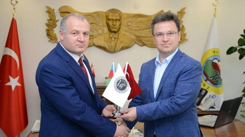 Asimder’den Iğdır Valisi Ünlü’ye Ziyaret