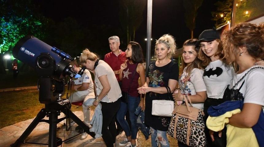 Festivalde Bilim Şenliği R&uuml;zgarı