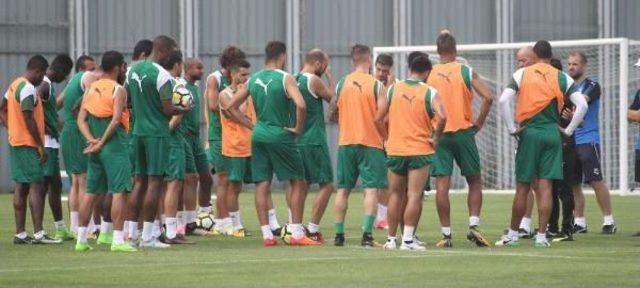 Bursaspor’Da Sercan Antrenmanda Sakatlandı