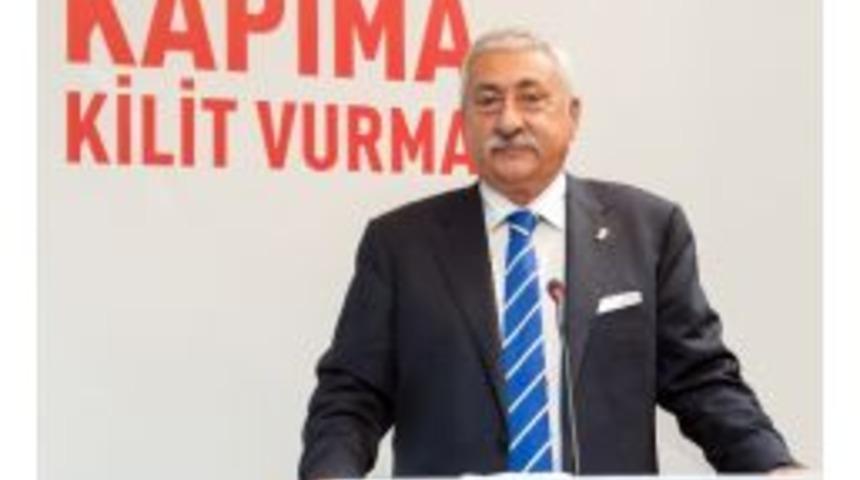 Paland&ouml;ken: &ldquo;ka&ccedil;ak Sigaranın Yerini A&ccedil;ık T&uuml;t&uuml;n Aldı&rdquo;