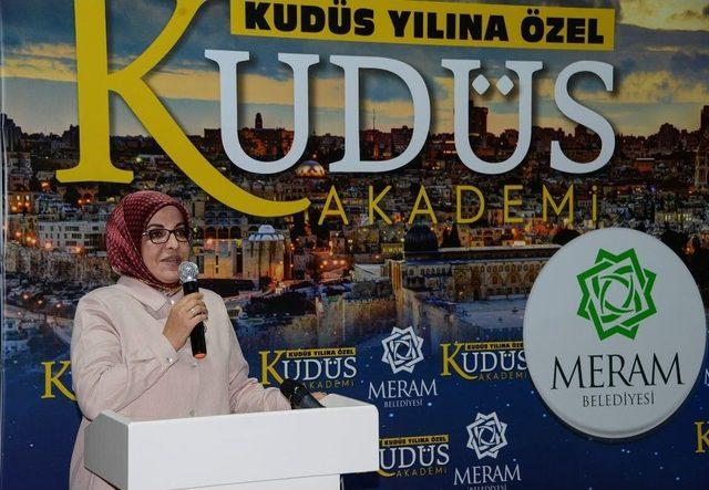 Kudüs Akademi Başladı