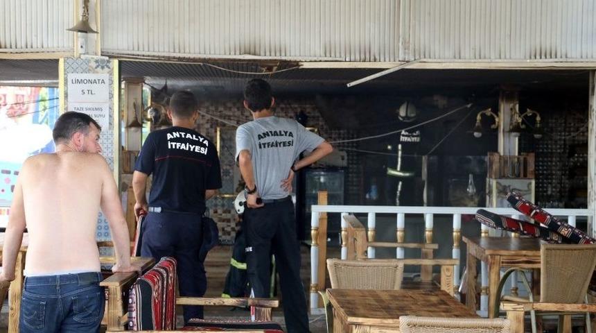 Lunaparkta Korkutan Yangın