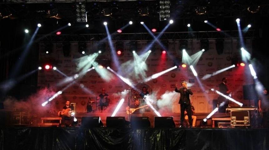 Kalkınma Ş&ouml;leni&rsquo;nde Oğuz Yılmaz Konseri