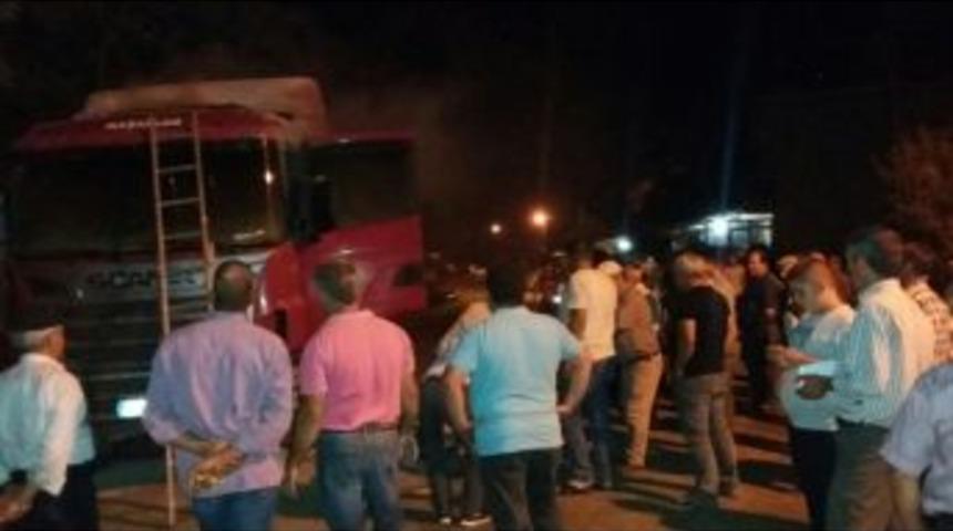 Hafriyat Kamyonunda Yangın &Ccedil;ıktı