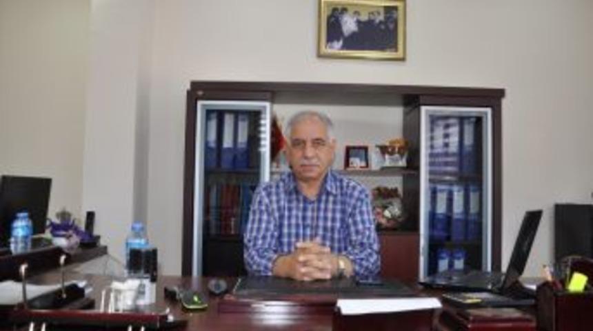 Kars S&uuml;t &Uuml;reticileri Başkanı Boran, Dişi Hayvan Ve İthal Eti Değerlendirdi