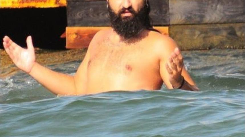 Koray Avcı, Bodrum&rsquo;da Tatilin Tadını &Ccedil;ıkarıyor