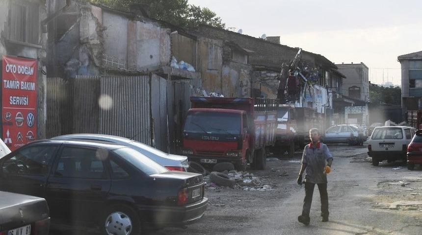 Eski Sanayi B&ouml;lgelerine Neşter
