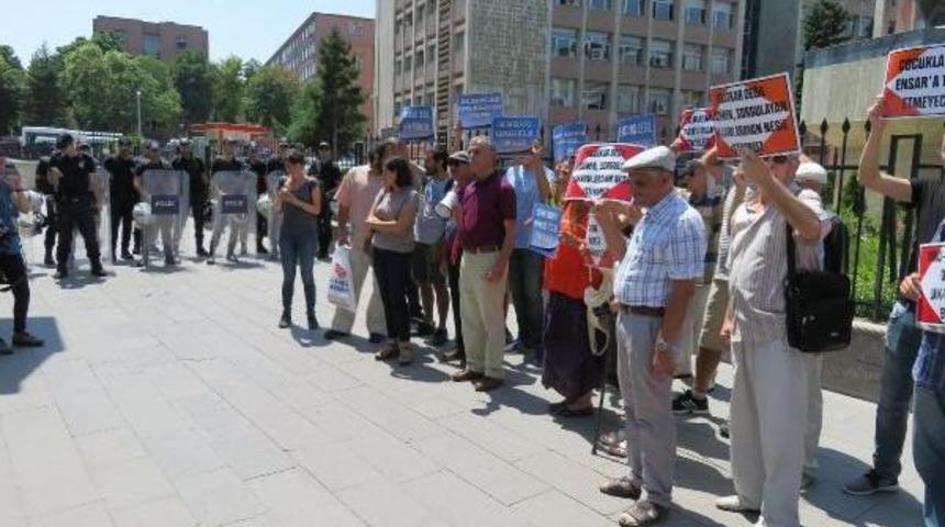 Meb &Ouml;n&uuml;nde 'ensar Vakfı' Tepkisi