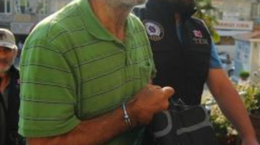 Eski Bursa Emniyet M&uuml;d&uuml;r&uuml; Kahya Hakim Karşısında