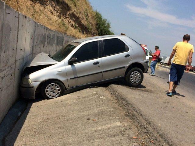 Turgutlu’da Trafik Kazası: 4 Yaralı