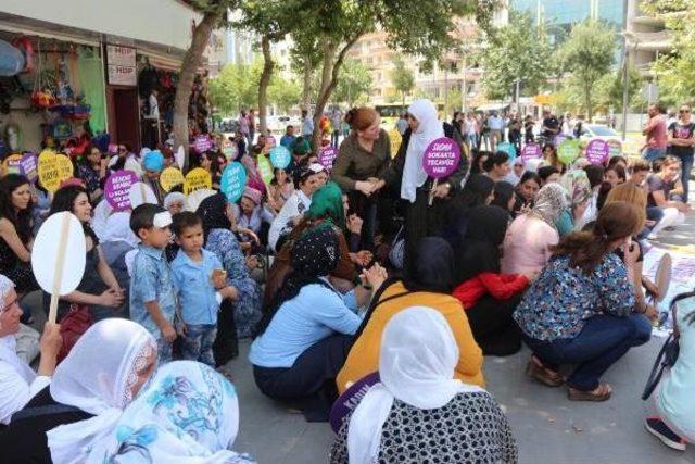 Polis Müdüründen Hdp'li Kadın Vekile: Dağılmazsanız Güç Kullanacağız