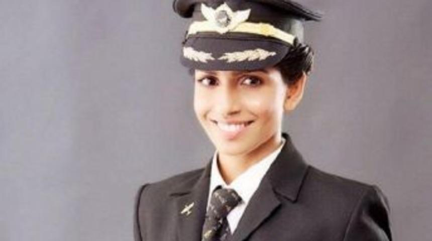 D&uuml;nyanın En Gen&ccedil; Kadın Boeing 777 Kaptan Pilotu