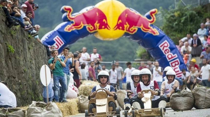 Tahta Arabaların Heyecanla Beklenen M&uuml;cadelesi Başlıyor