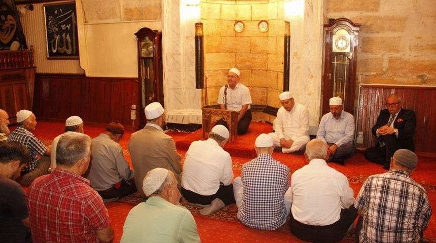 İhramcızade İsmail Hakkı Toprak&rsquo;ın 48. &Ouml;l&uuml;m Yıl D&ouml;n&uuml;m&uuml;