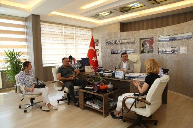 Taşçı: “56 Mahallemize Eşit Hizmet Vermek İçin Çalışıyoruz”