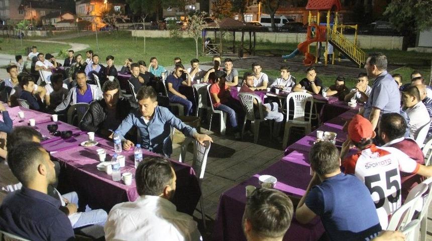 Kavak’ta Gençler Tek Yürek Oldu