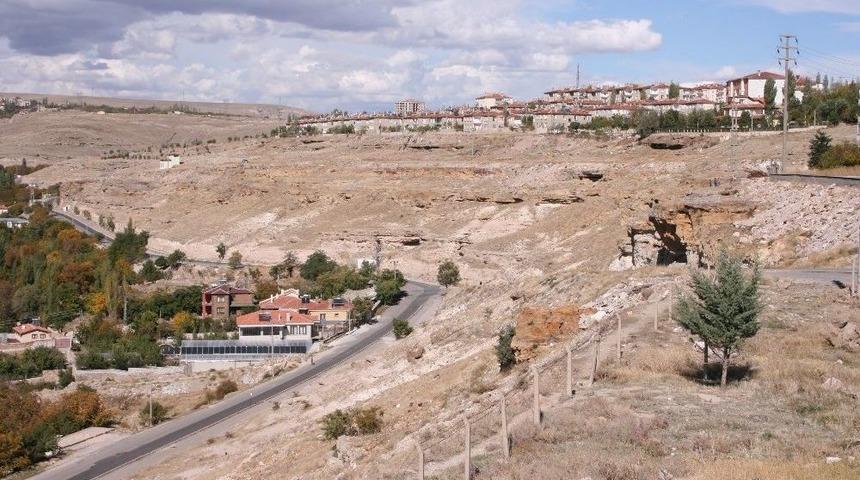 Kayardı Kent Park Projesi Niğde&rsquo;nin G&uuml;len Y&uuml;z&uuml; Olacak