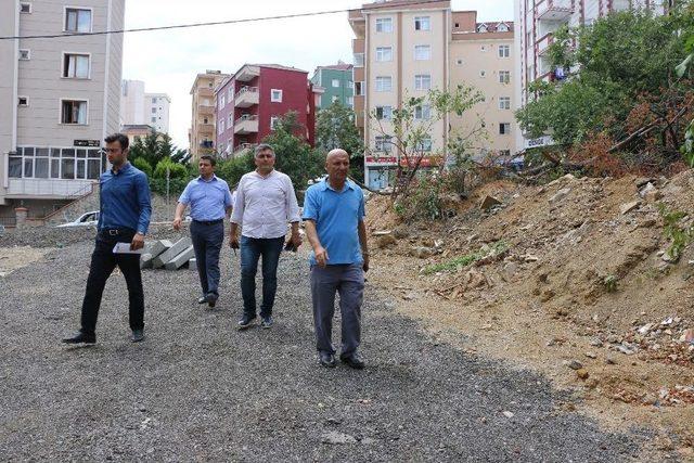 Başkan Altınok Öz, Kartal’da Devam Edem Çalışmaları Yerinde İnceledi