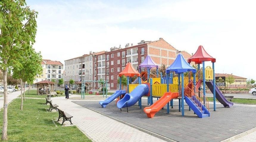 &Ccedil;orum Belediyesi 20 Semt Parkı Yapacak