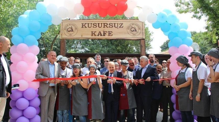D&uuml;zce&rsquo;de &ldquo;kusursuz Kafe&rdquo; A&ccedil;ıldı