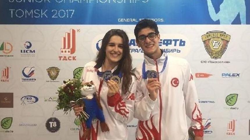 Havuzda Büyük Başarı, Dünya Şampiyonluğu Geldi