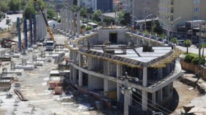 Gebze&rsquo;de Projeler Hızla Y&uuml;kseliyor