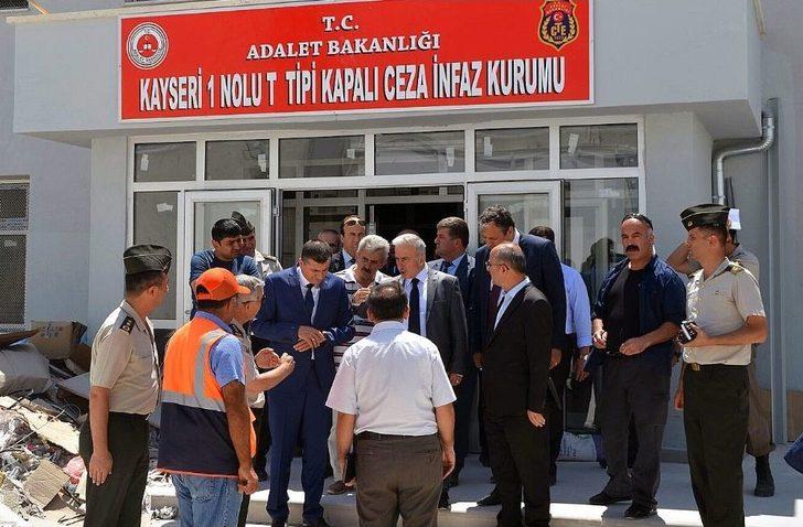 Vali Kamçı Bünyan Cezaevi’nde İncelemelerde Bulundu G2