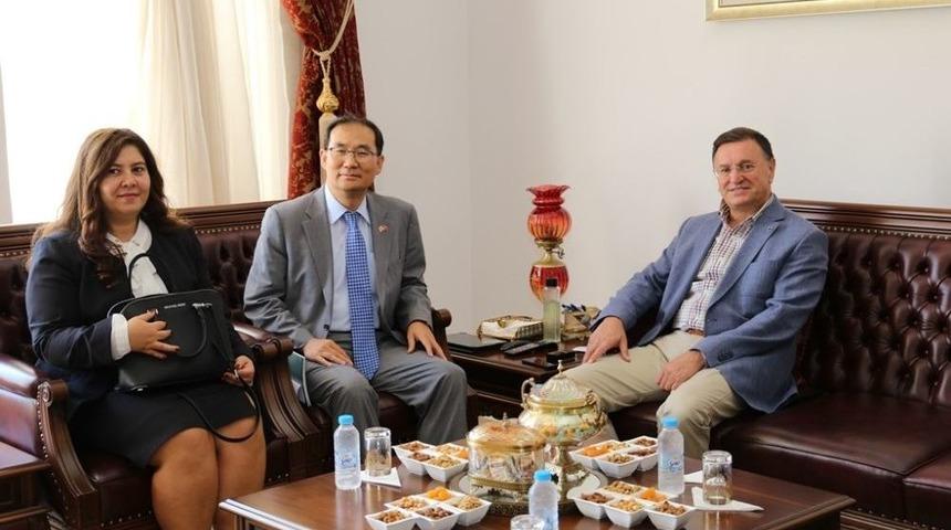 G&uuml;ney Kore B&uuml;y&uuml;kel&ccedil;isi Cho Hatay&rsquo;da