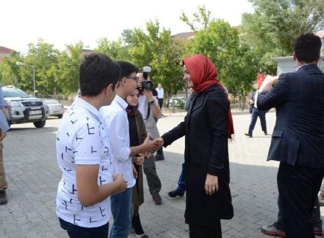 Aile Ve Sosyal Politikalar Bakanı Kaya, Ağrı'da