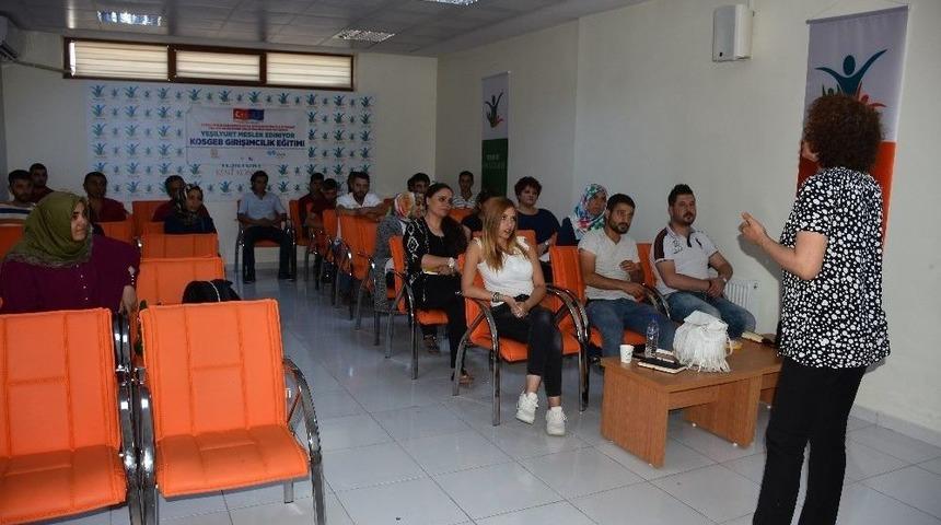 Yeşilyurt Kent Konseyi&rsquo;nde Kosgeb Eğitimleri Başladı