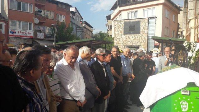 Çiftlikteki Patlamada Hayatını Kaybeden Eski Bakanın Kardeşine Son Görev